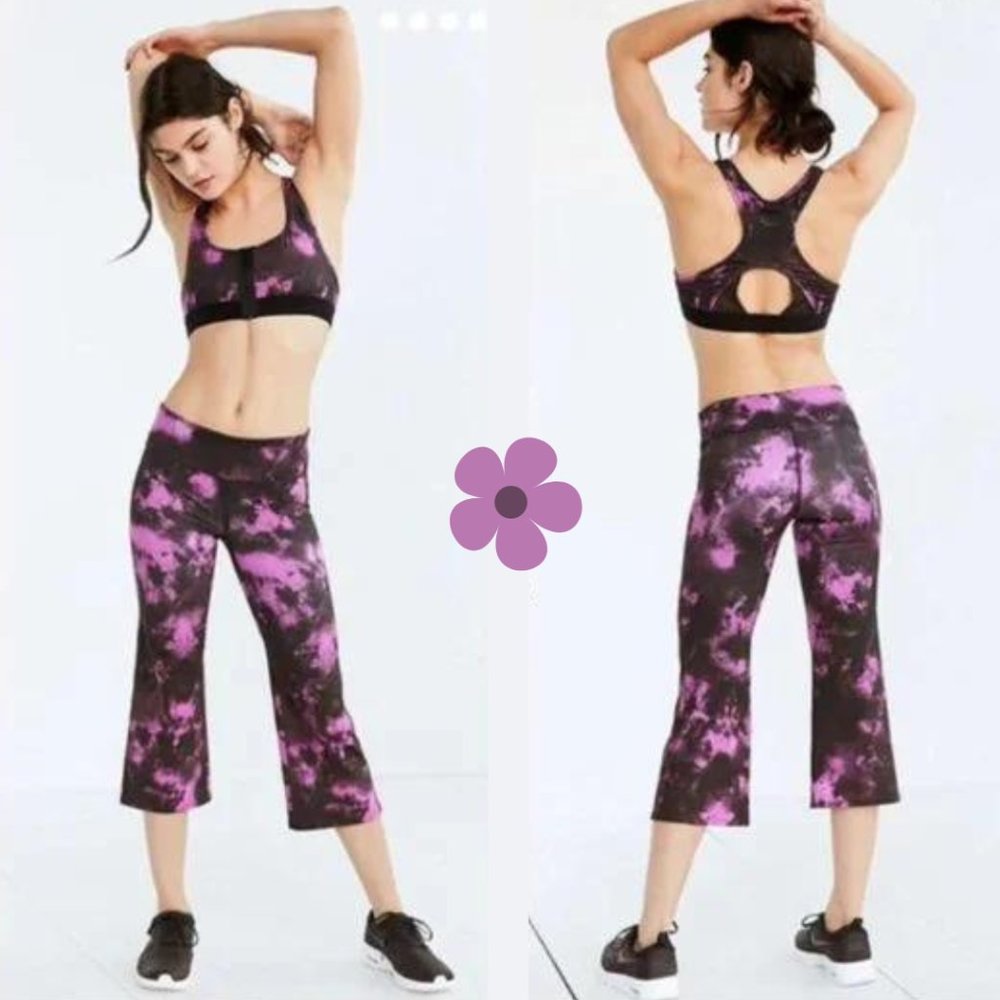 NWOT ♡ Out from Under / Urban Outfitters ♡ Purple Tie Dye Crop (Capri) Leggings